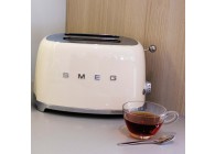 Smeg TSF01CREU Creme kleur broodrooster