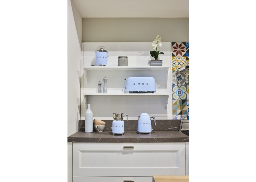 Smeg KLF02PB pastel blauw retro waterkoker