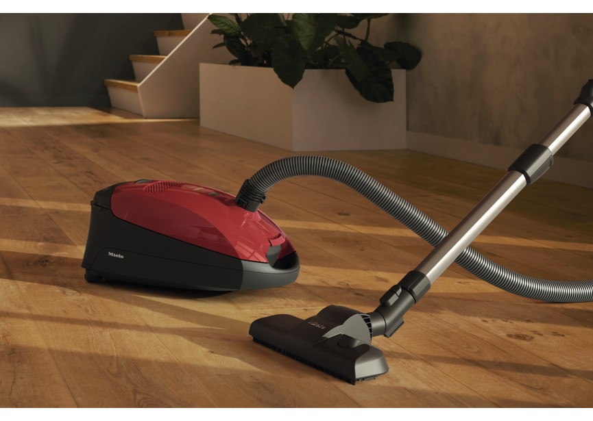 Miele Classic C1 PowerLine Rood 800 Watt stofzuiger met zak