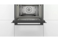 Bosch CMA583MB0 AutoPilot magnetron met hetelucht zwart